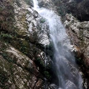 सुनसान नमस्ते झरना : पुनर्निर्माणको पर्खाइमा प्राकृतिक गन्तव्य